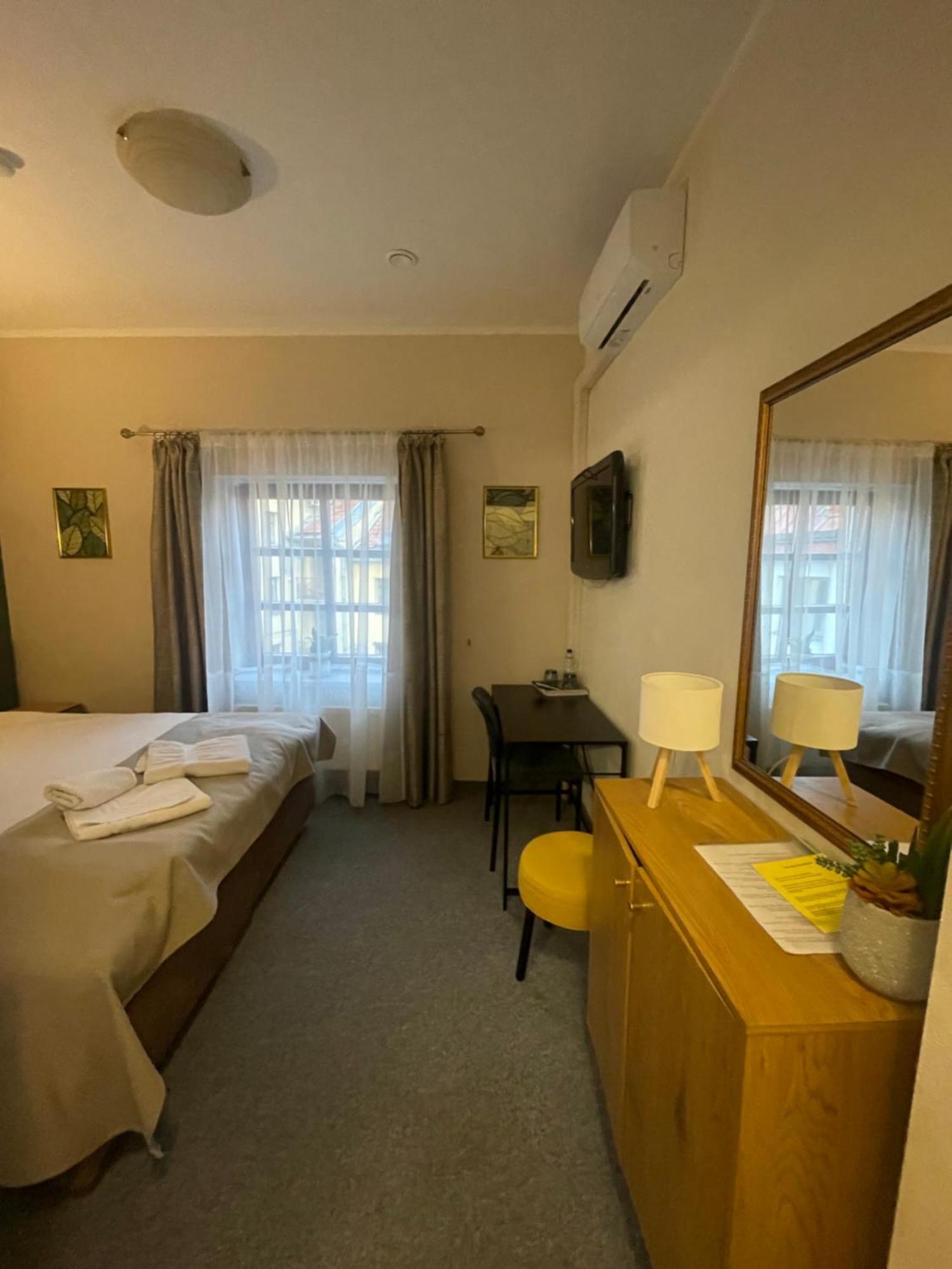 Apple Economy Hotel คอนัส ภายนอก รูปภาพ